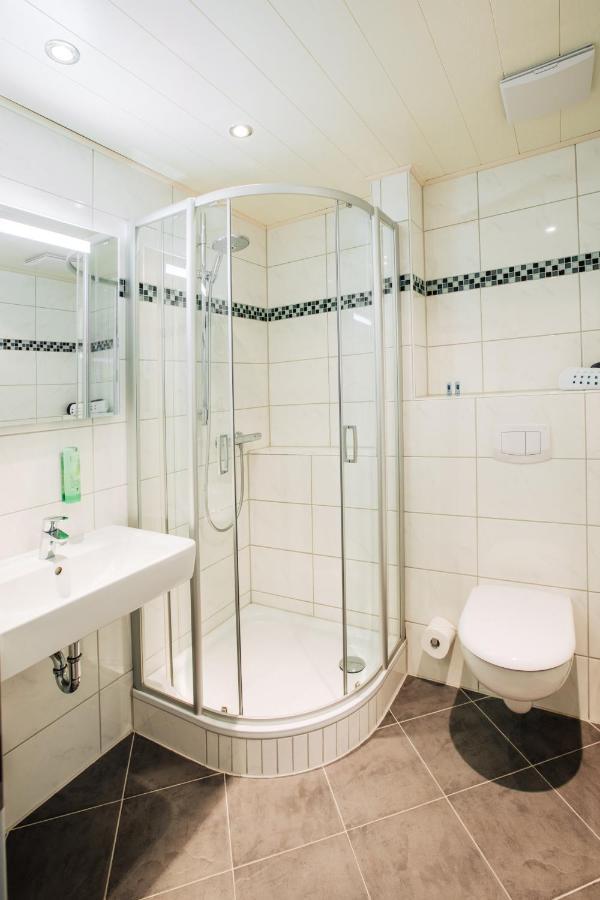 Hotel Schiffer Bensersiel Esterno foto